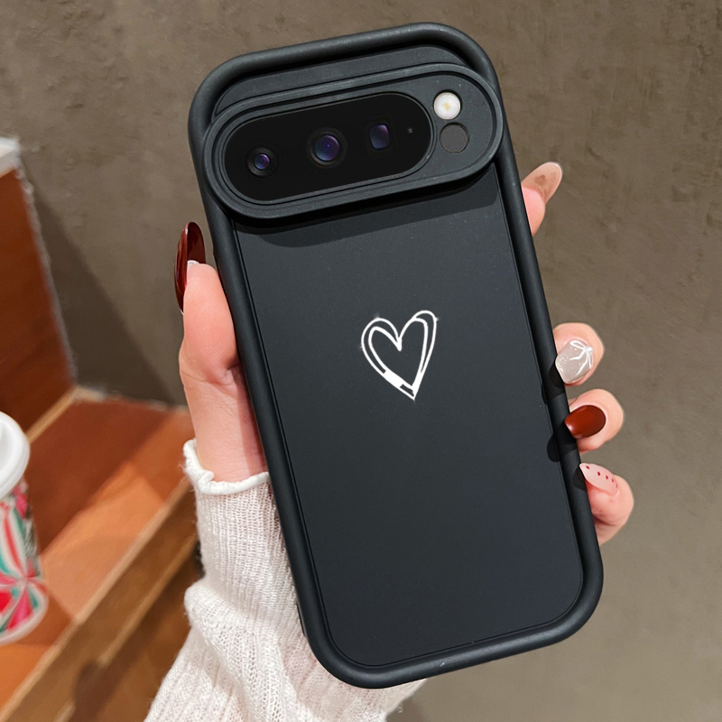 Funda blanda con diseño de amo - Google Pixel 9 reseña y precio